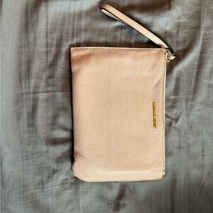 Michael Kors Pebbled Leather Wristlet - Blush Pink